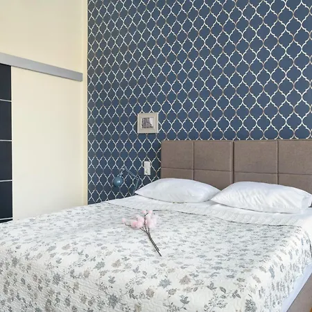 Przytulne Studia Very Berry W Poznaniu Blisko Parku By Renters