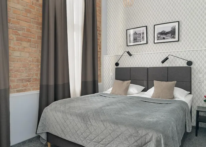 Przytulne Studia Very Berry W Poznaniu Blisko Parku By Renters Апартаменты *